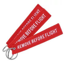 „REMOVE BEFORE FLIGHT” Schlüsselanhänger